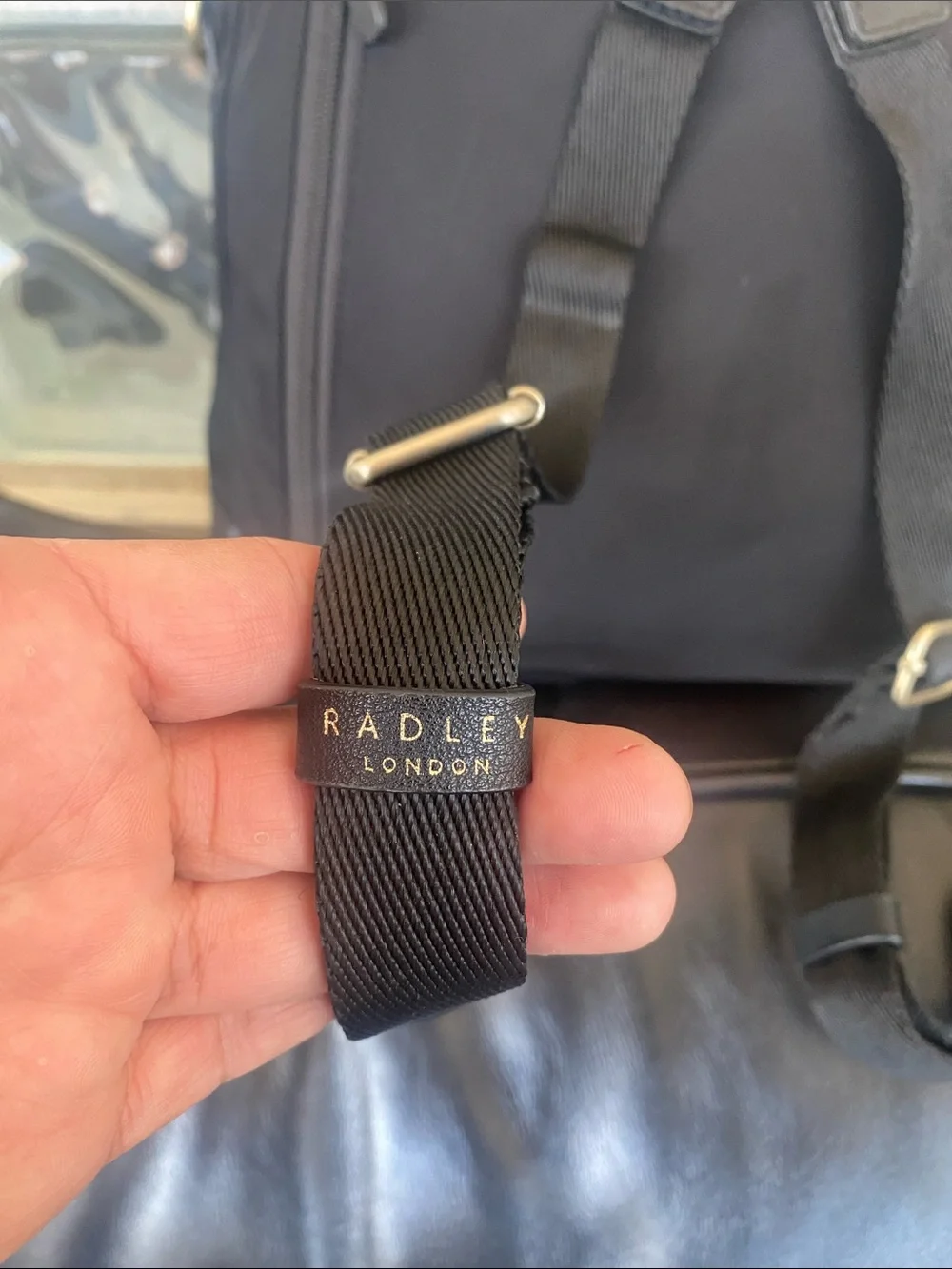 RADLEY LONDON sleek black